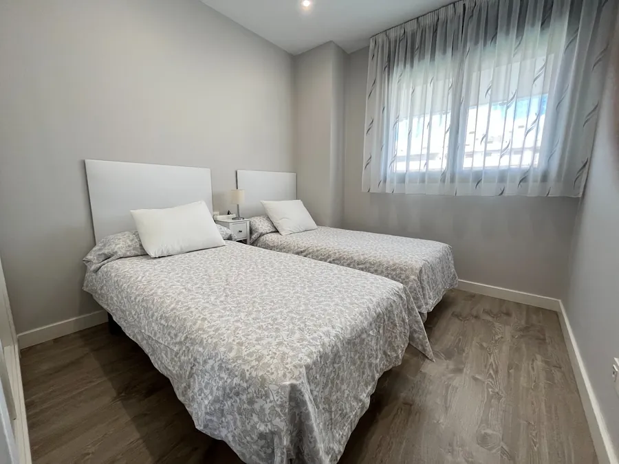 Segundo dormitorio con dos camas